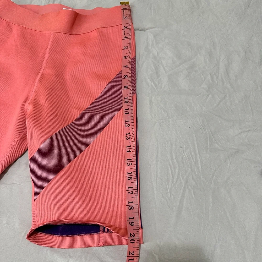 Fabletics Outift - Picture 2 of 16